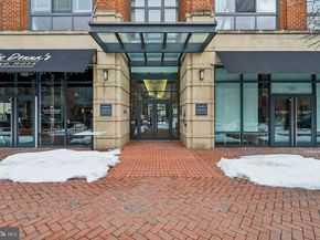 520 John Carlyle Street 432, Alexandria VA 22314