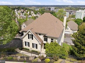 1119 Riverview, Conshohocken PA 19428