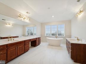 1119 Riverview, Conshohocken PA 19428