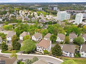 1119 Riverview, Conshohocken PA 19428
