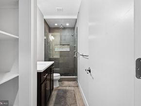 924 S 11TH Street 101, Philadelphia PA 19147