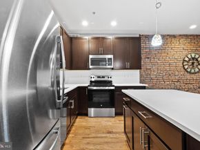 924 S 11TH Street 101, Philadelphia PA 19147