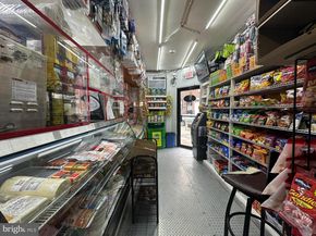 2024 S 4TH Street, Philadelphia PA 19148