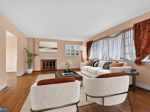 707 26TH Place S, Arlington VA 22202