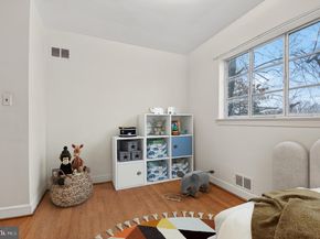 707 26TH Place S, Arlington VA 22202