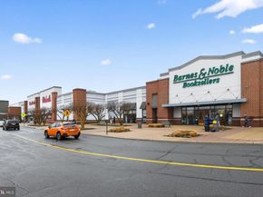 707 26TH Place S, Arlington VA 22202