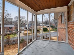 707 26TH Place S, Arlington VA 22202