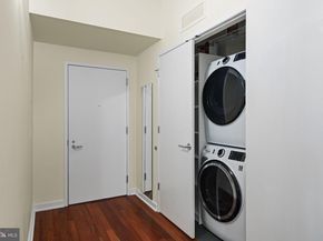 2101 Market Street 302, Philadelphia PA 19103