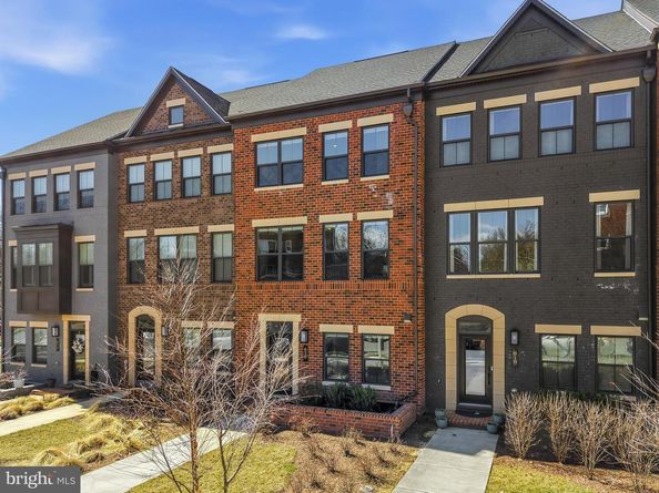 820 S Greenbrier Street, Arlington VA 22204