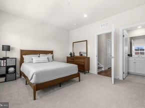 820 S Greenbrier Street, Arlington VA 22204