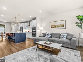 820 S Greenbrier Street, Arlington VA 22204