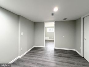 1813 Roselyn Street, Philadelphia PA 19141