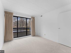 2112 Green Watch Way 10/200F, Reston VA 20191