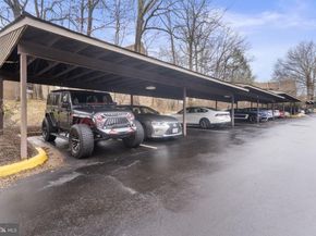 2112 Green Watch Way 10/200F, Reston VA 20191