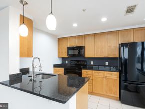 2001 15TH Street N 805, Arlington VA 22201