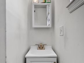 1229 S 6TH Street, Philadelphia PA 19147