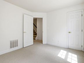 2139 N Pierce Court, Arlington VA 22209