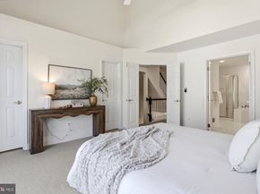 2139 N Pierce Court, Arlington VA 22209