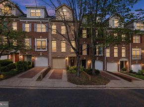 2139 N Pierce Court, Arlington VA 22209