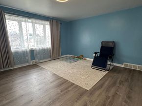 830 Pine Hill Road, Philadelphia PA 19115