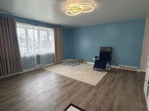830 Pine Hill Road, Philadelphia PA 19115
