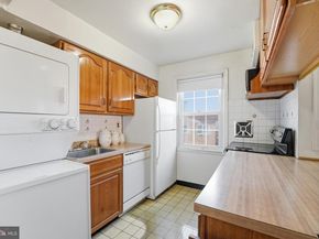 2011 37TH Street SE 202, Washington DC 20020