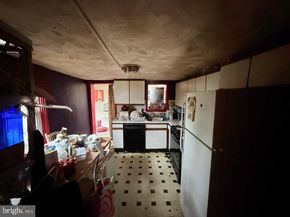 573 Shawmont Avenue, Philadelphia PA 19128