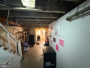 5627 Arlington Street, Philadelphia PA 19131