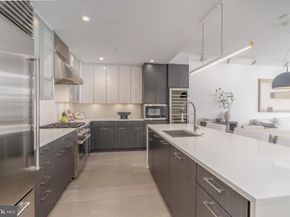 1701 16TH Street N 355, Arlington VA 22209
