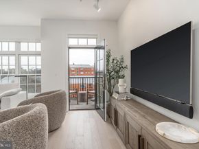 1701 16TH Street N 355, Arlington VA 22209