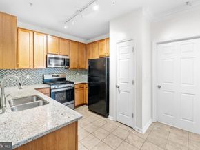 4862 Eisenhower Avenue 264, Alexandria VA 22304