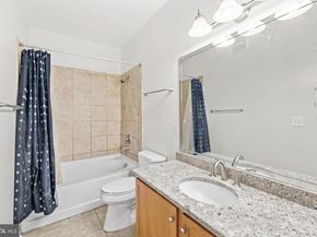 4862 Eisenhower Avenue 264, Alexandria VA 22304