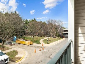 4862 Eisenhower Avenue 264, Alexandria VA 22304