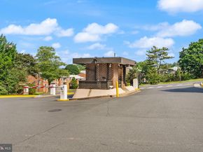 1800 Old Meadow Road 1204, Mclean VA 22102