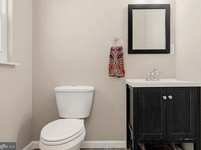 118 Jamestown Street, Philadelphia PA 19127