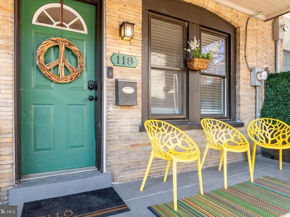 118 Jamestown Street, Philadelphia PA 19127
