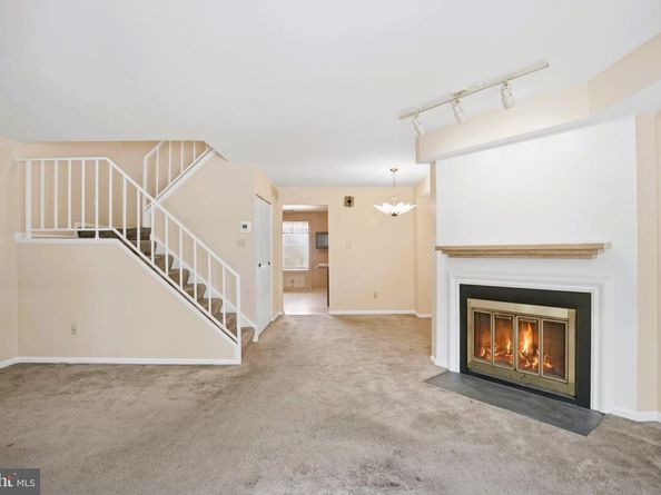 1009 Burnley Court, Bensalem PA 19020