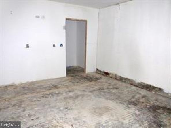 5715 Torresdale Avenue, Philadelphia PA 19135