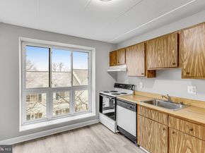 5101 Maris Avenue 301, Alexandria VA 22304