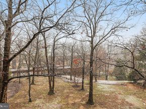 5101 Maris Avenue 301, Alexandria VA 22304