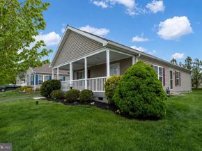 423 Honeysuckle Lane, Blue Bell PA 19422