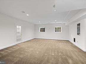 8405 Brookewood Court, Mclean VA 22102