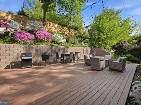 2351 N Vermont Street N, Arlington VA 22207