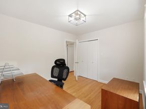 2351 N Vermont Street N, Arlington VA 22207