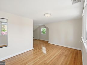 2351 N Vermont Street N, Arlington VA 22207