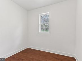 2627 County Line Rd, Chalfont PA 18914