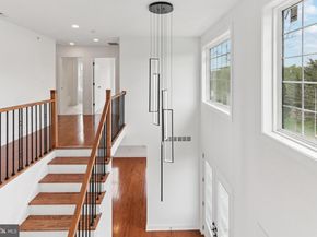 2627 County Line Rd, Chalfont PA 18914