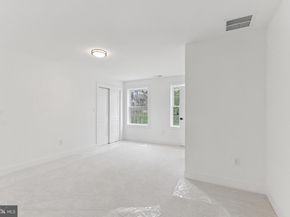 2627 County Line Rd, Chalfont PA 18914