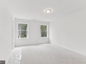 2627 County Line Rd, Chalfont PA 18914