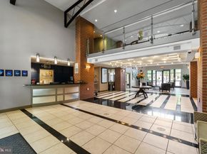 1021 N Garfield Street 139, Arlington VA 22201